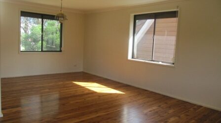 4 WENDY AVENUE GEORGES HALL $545,000 GEORGES HALL 2